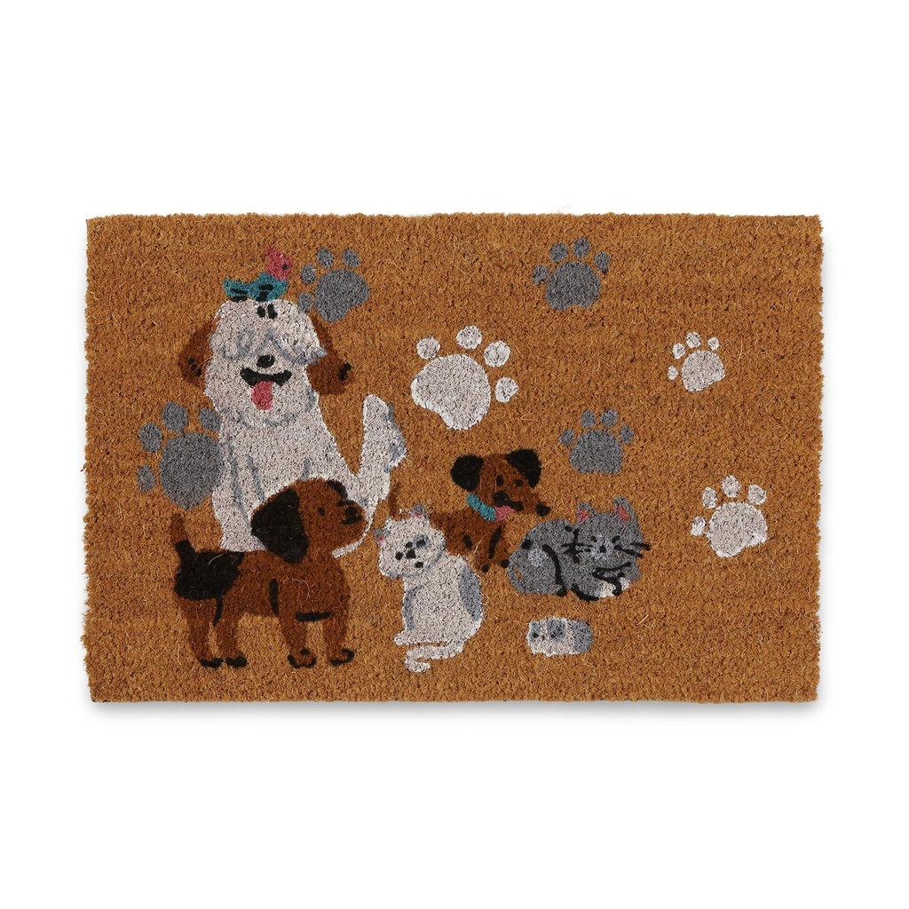 Felpudo Family Cats and Dogs